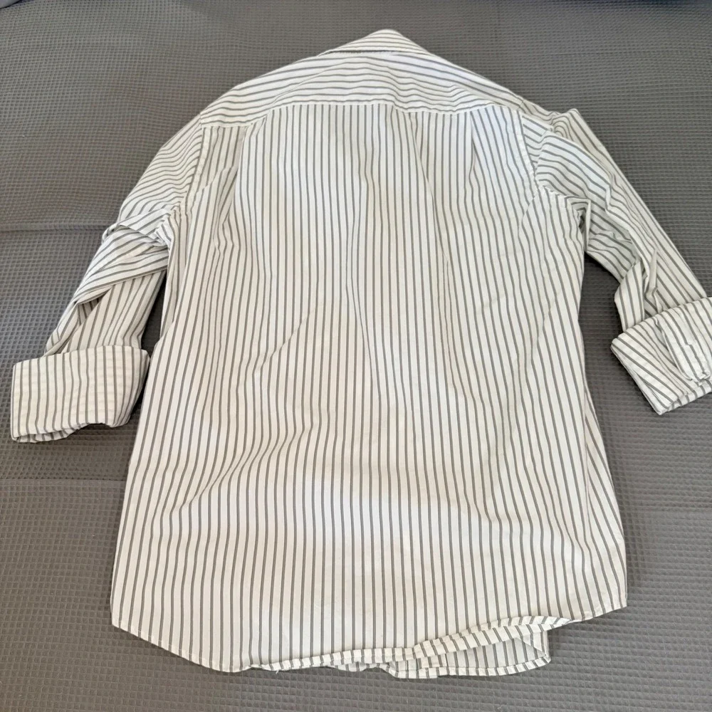 Abercrombie & Fitch Button Down Shirt M White Grey Striped Muscle Fit LS